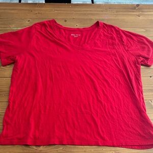 Ava & Viv Women's Vibrant‎ Red Short Sleeve Tee
